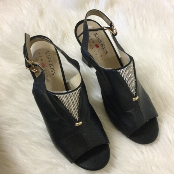 Kiss Kiss Italy Black Leather with‎ Rhinestones Peep Toe Sandals Size 7.5 NWOT - Picture 2 of 13